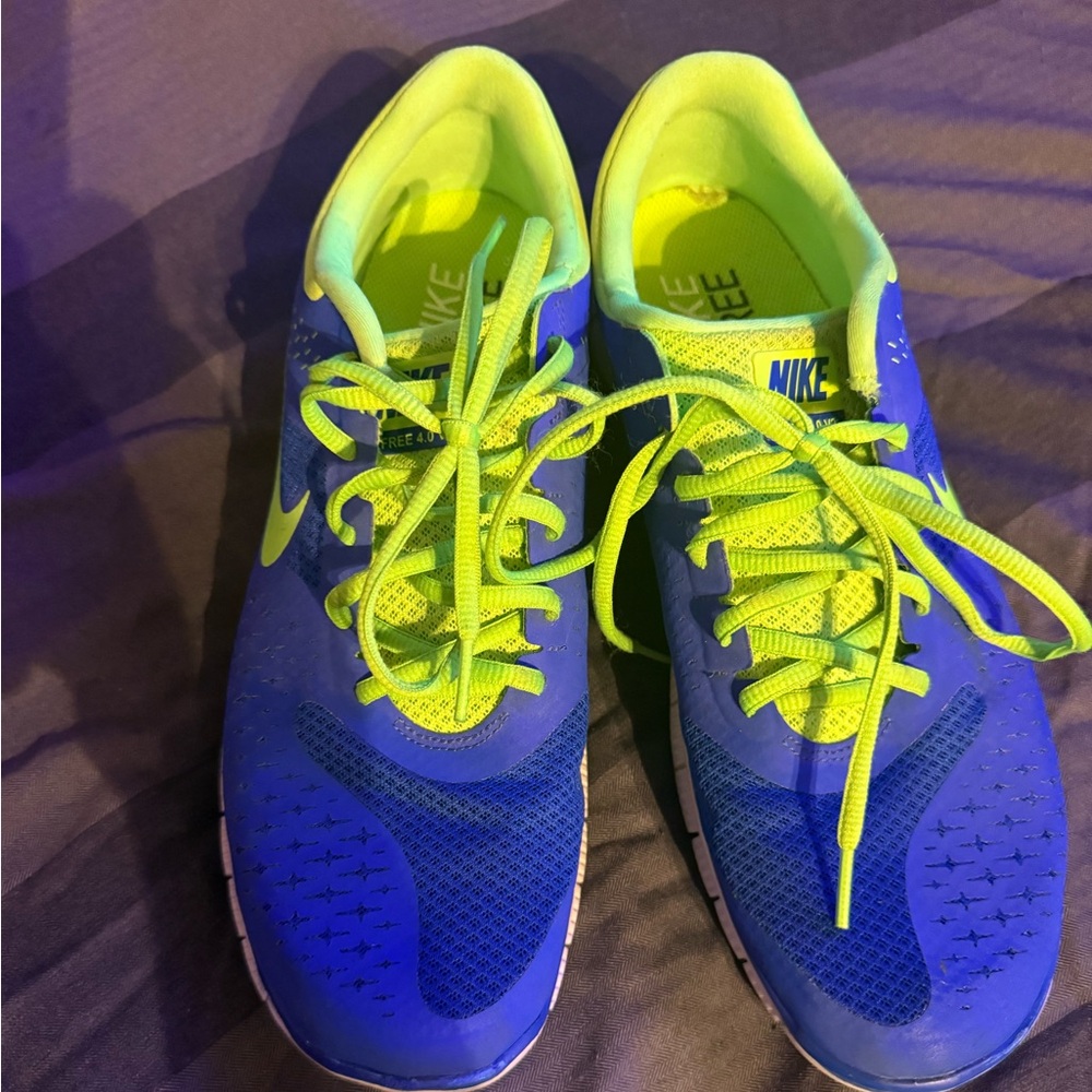Nike free 4.0 v2